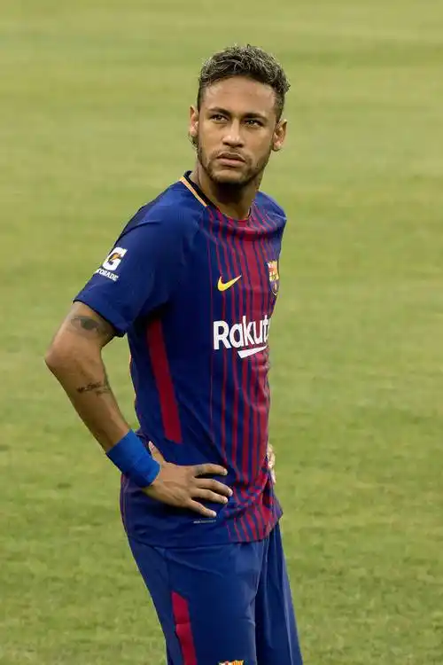 巴萨计划向 巴萨计划向