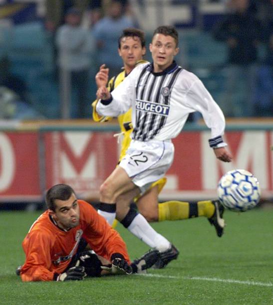 广州队抓住 广州队抓住